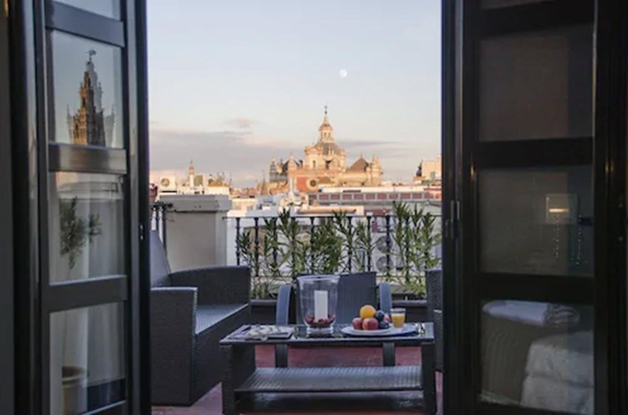 Hotel Plaza Sevilla Exteriör bild