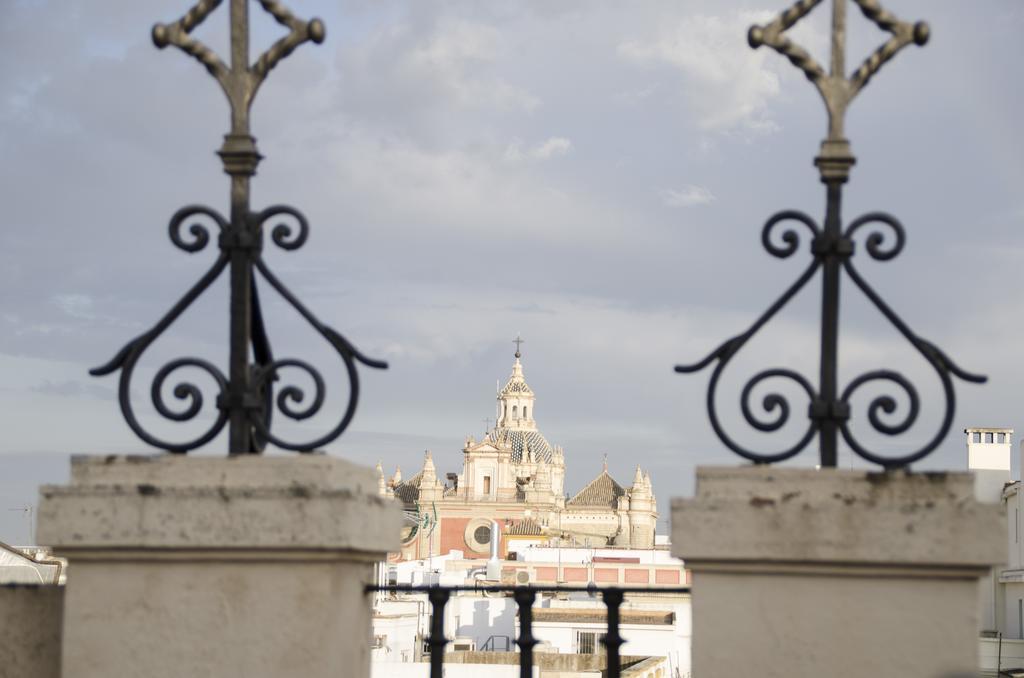Hotel Plaza Sevilla Exteriör bild